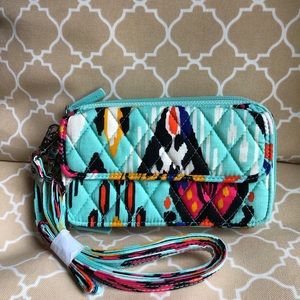 NWT Vera Bradley RFID crossbody
